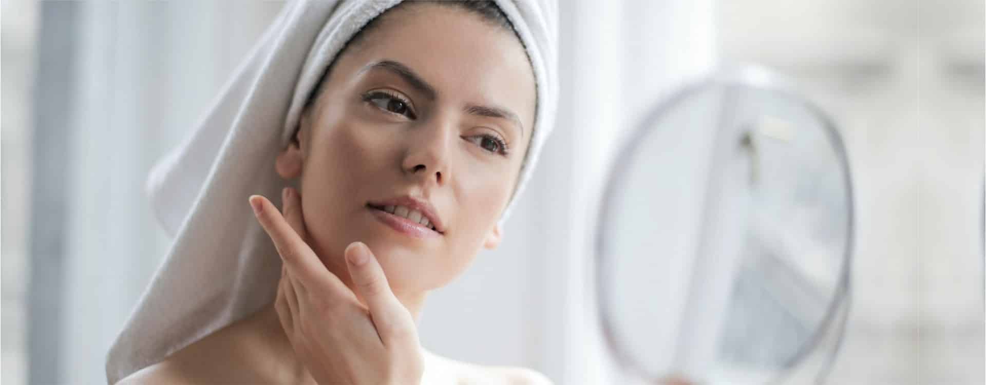 FACIAL SKIN CARE IN AUTUMN